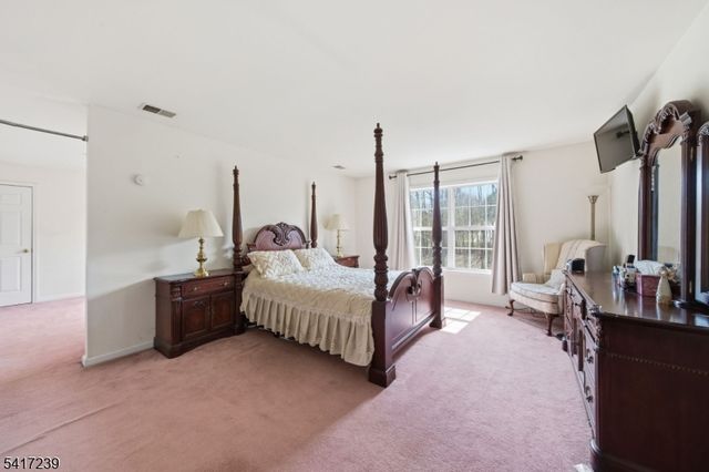 15 Dana Dr, Andover Twp., NJ 07848