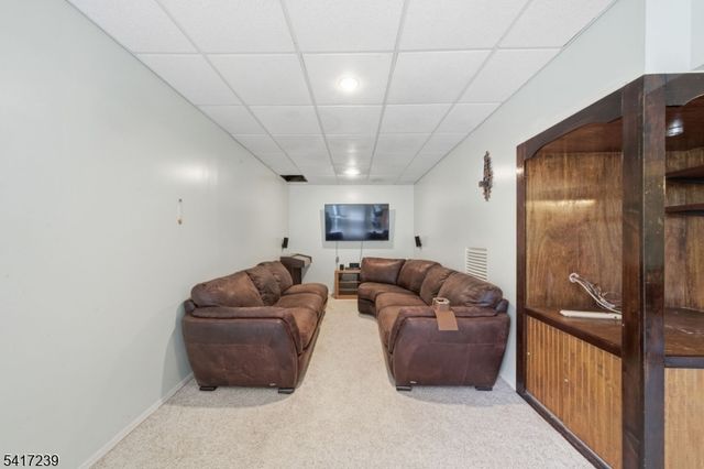 15 Dana Dr, Andover Twp., NJ 07848