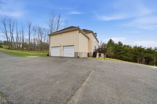 15 Dana Dr, Andover Twp., NJ 07848