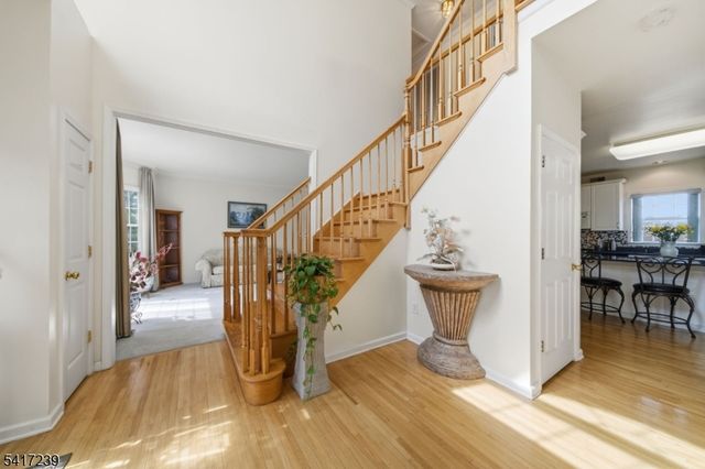 15 Dana Dr, Andover Twp., NJ 07848