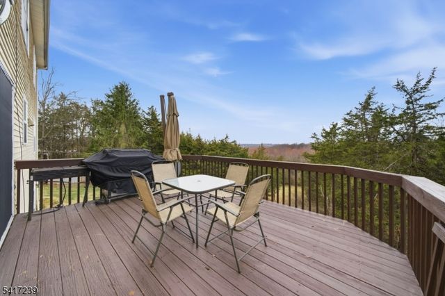 15 Dana Dr, Andover Twp., NJ 07848