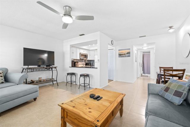 1250 S PINELLAS AVENUE 711, Tarpon Springs, FL 34689