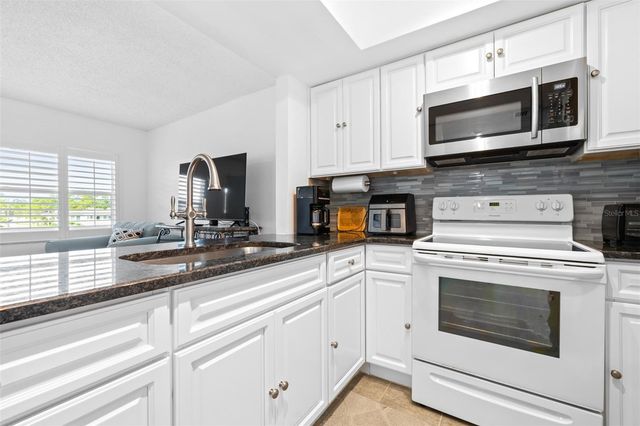 1250 S PINELLAS AVENUE 711, Tarpon Springs, FL 34689