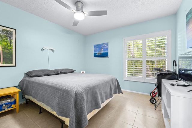 1250 S PINELLAS AVENUE 711, Tarpon Springs, FL 34689