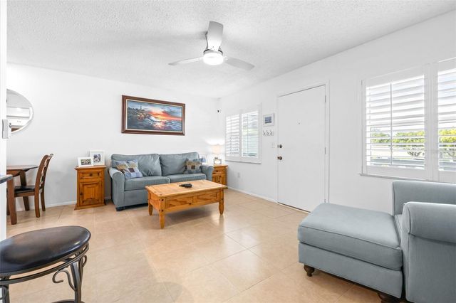 1250 S PINELLAS AVENUE 711, Tarpon Springs, FL 34689