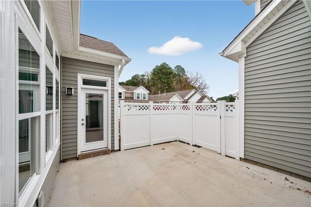 2200 Venture Way Unit B, Suffolk, VA 23434