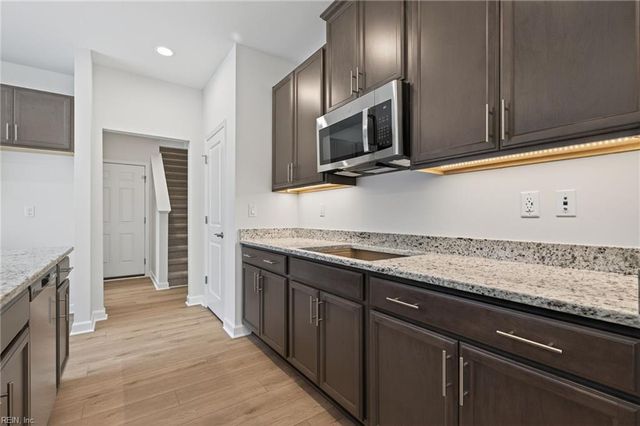 2200 Venture Way Unit B, Suffolk, VA 23434