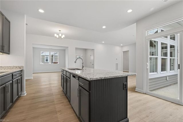 2200 Venture Way Unit B, Suffolk, VA 23434