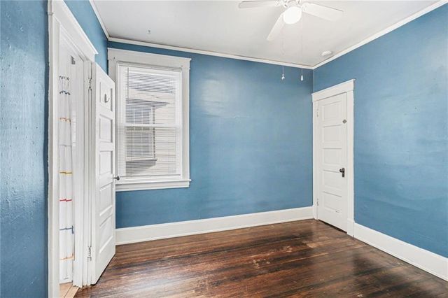 4304 HOLMES Street, Kansas City, MO 64110