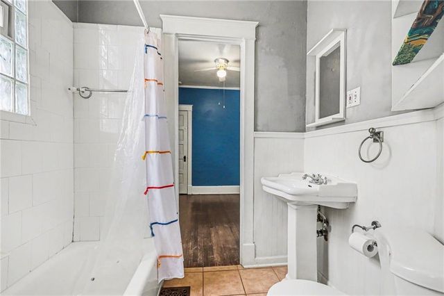 4304 HOLMES Street, Kansas City, MO 64110