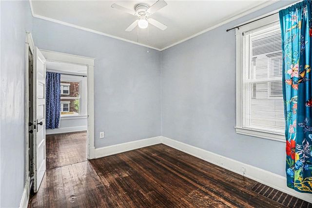 4304 HOLMES Street, Kansas City, MO 64110