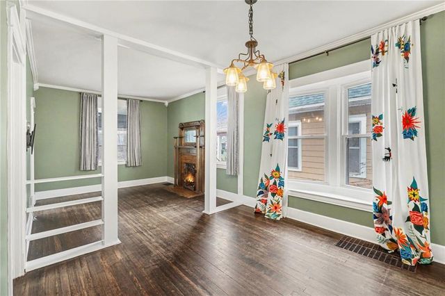 4304 HOLMES Street, Kansas City, MO 64110