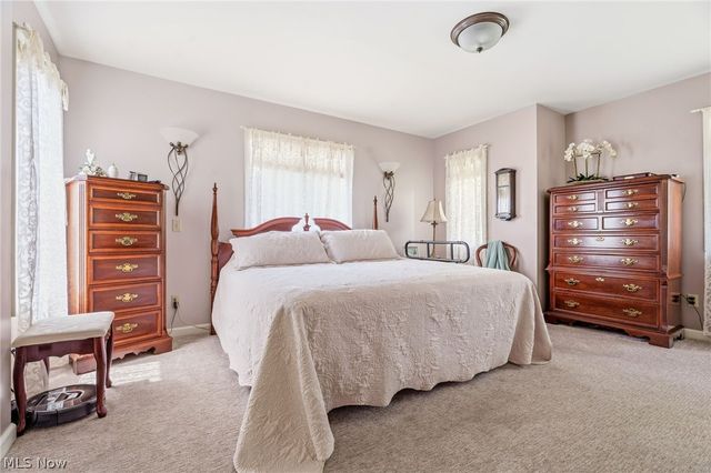 5433 E Boulevard NW, Canton, OH 44718