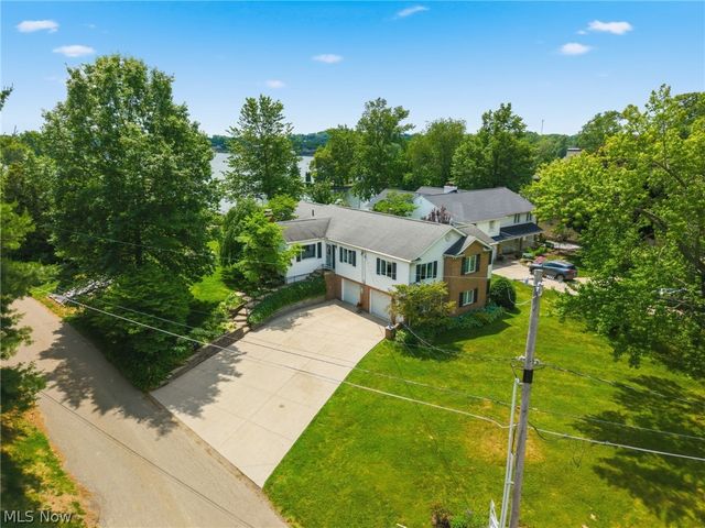 5433 E Boulevard NW, Canton, OH 44718