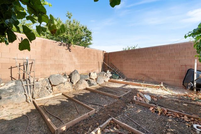 140 N 500 W, La Verkin, UT 84745