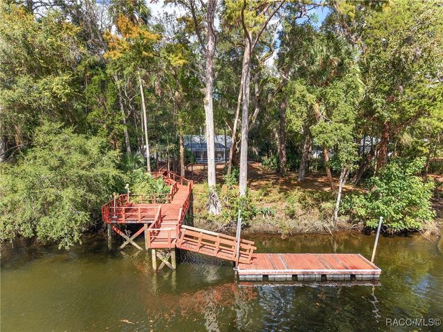 90 Winding River Lane, Inglis, FL 34449
