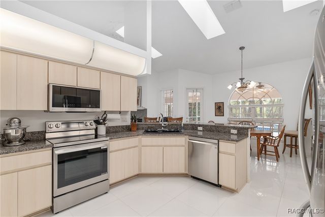 90 Winding River Lane, Inglis, FL 34449