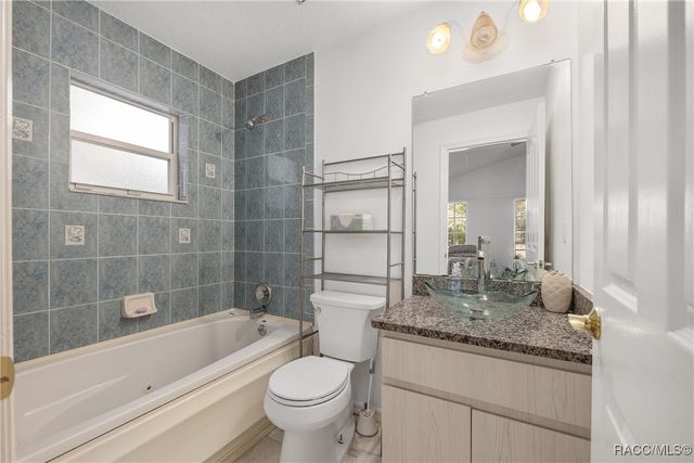 90 Winding River Lane, Inglis, FL 34449