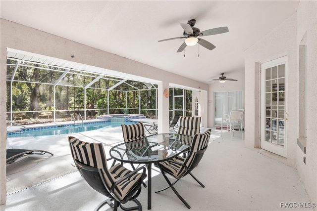 90 Winding River Lane, Inglis, FL 34449