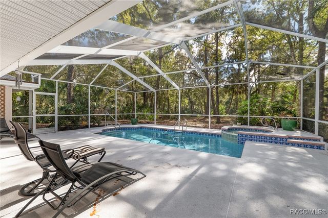 90 Winding River Lane, Inglis, FL 34449