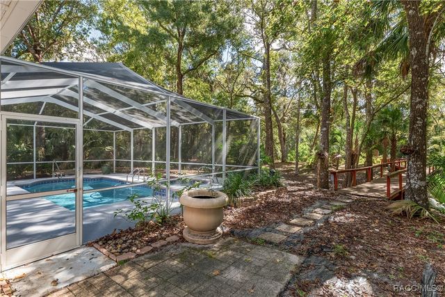 90 Winding River Lane, Inglis, FL 34449