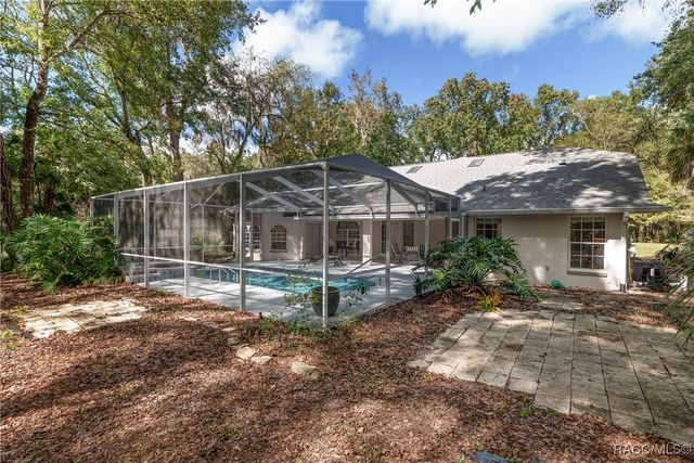 90 Winding River Lane, Inglis, FL 34449