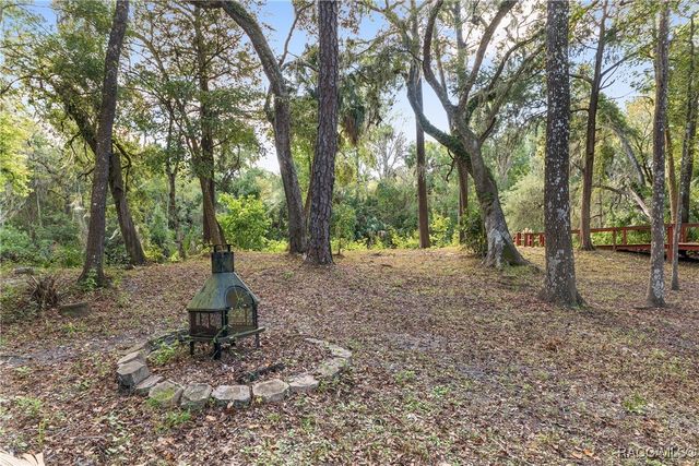 90 Winding River Lane, Inglis, FL 34449