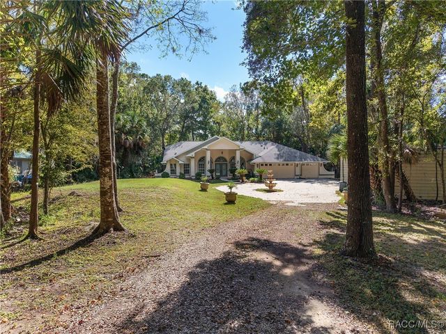 90 Winding River Lane, Inglis, FL 34449