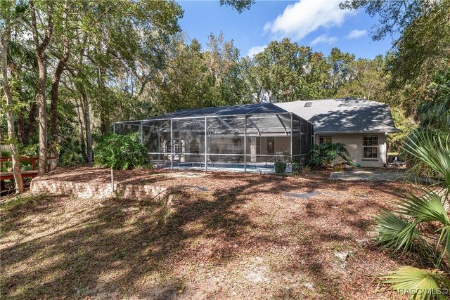 90 Winding River Lane, Inglis, FL 34449