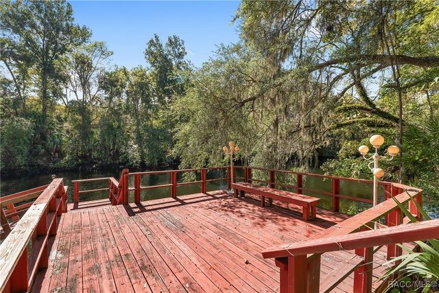90 Winding River Lane, Inglis, FL 34449