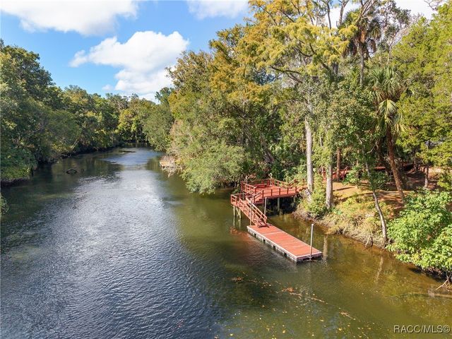90 Winding River Lane, Inglis, FL 34449