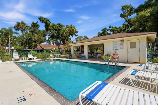 5324 ROYAL PALM AVENUE 5324, Sarasota, FL 34234