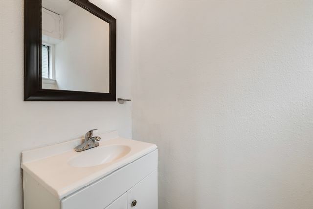 730 Cindy Lane, Grand Prairie, TX 75052