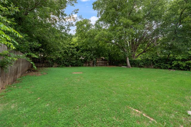 730 Cindy Lane, Grand Prairie, TX 75052