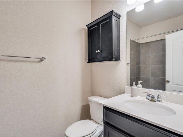 22005 Rhiannon LN, Pflugerville, TX 78660