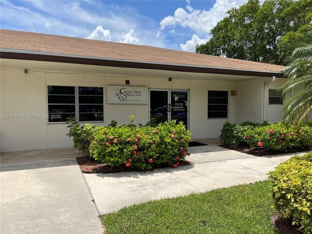 13105 SW 16th Ct 313L, Pembroke Pines, FL 33027