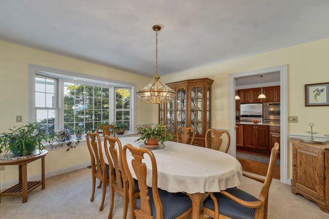 6 Governor Wentworth Highway, Tuftonboro, NH 03816