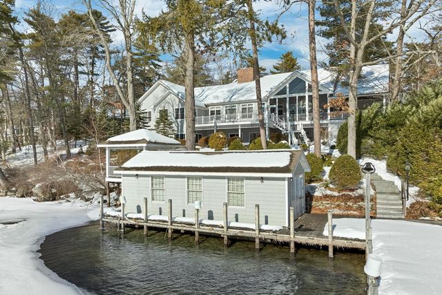 6 Governor Wentworth Highway, Tuftonboro, NH 03816