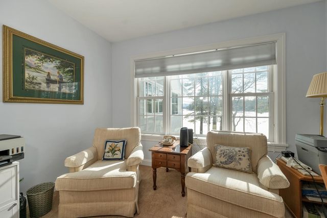 6 Governor Wentworth Highway, Tuftonboro, NH 03816