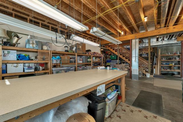 6 Governor Wentworth Highway, Tuftonboro, NH 03816