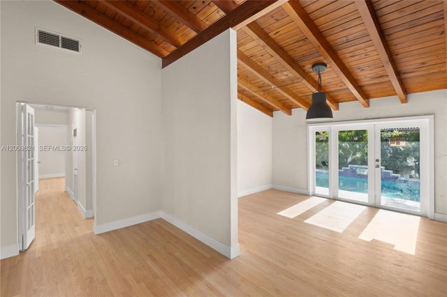 5614 San Vicente St, Coral Gables, FL 33146