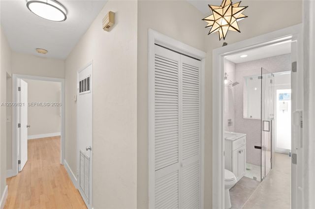 5614 San Vicente St, Coral Gables, FL 33146