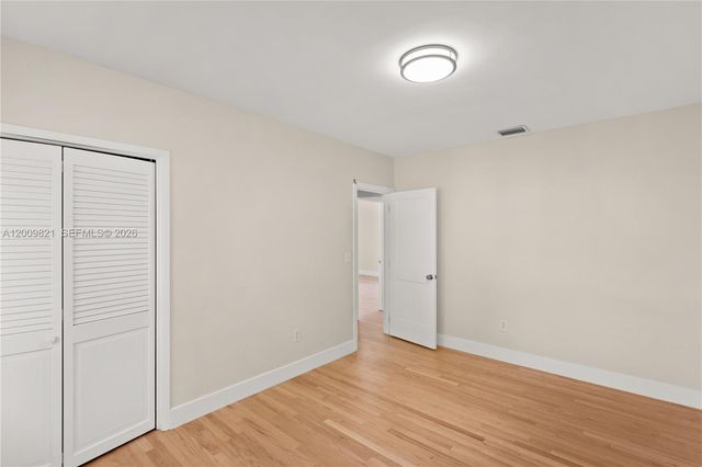 5614 San Vicente St, Coral Gables, FL 33146