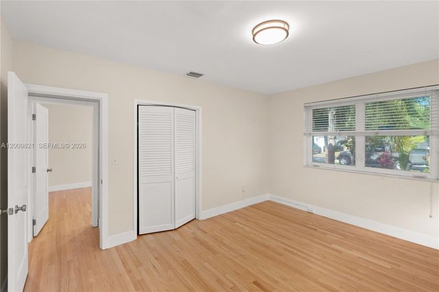 5614 San Vicente St, Coral Gables, FL 33146