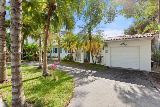 5614 San Vicente St, Coral Gables, FL 33146