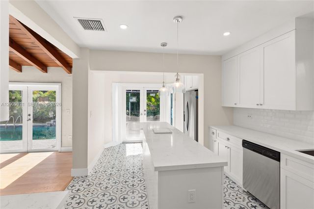 5614 San Vicente St, Coral Gables, FL 33146