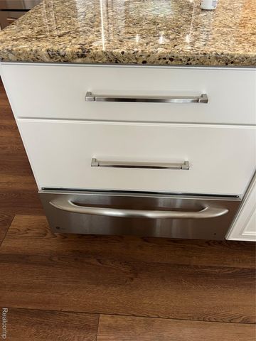 1871 Plumridge Court, Commerce Charter Township, MI 48390