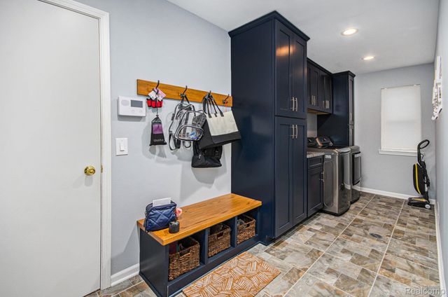 1871 Plumridge Court, Commerce Charter Township, MI 48390