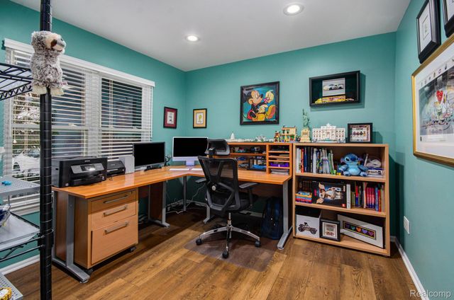 1871 Plumridge Court, Commerce Charter Township, MI 48390