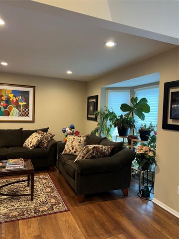 1871 Plumridge Court, Commerce Charter Township, MI 48390